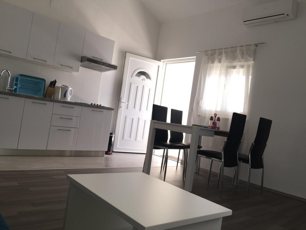 Apartments Ruzic روغوزنيكا الغرفة الصورة